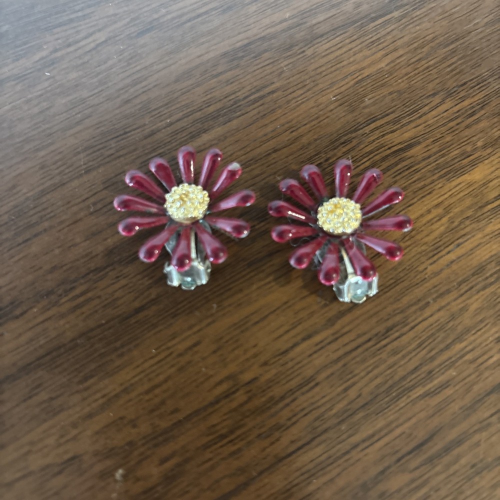 Vintage Red And Gold Daisy Clip‎ On Earrings Enamel